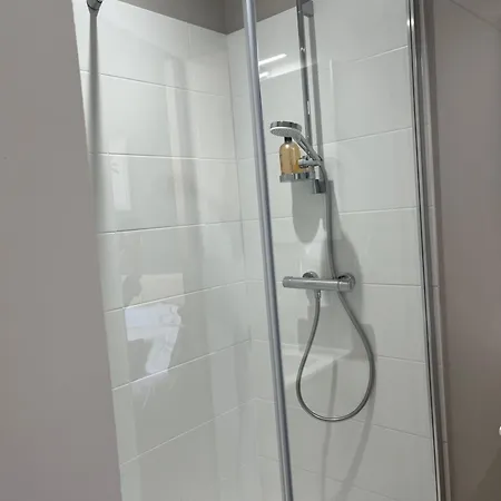 Nocleg ze śniadaniem La Bruceliere 3*